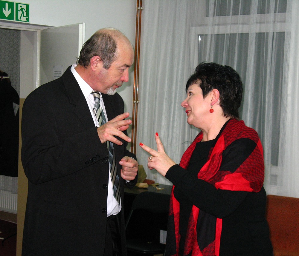 Gospodarze imprezy - Maria Winiewska i Zdzisaw Dumowski