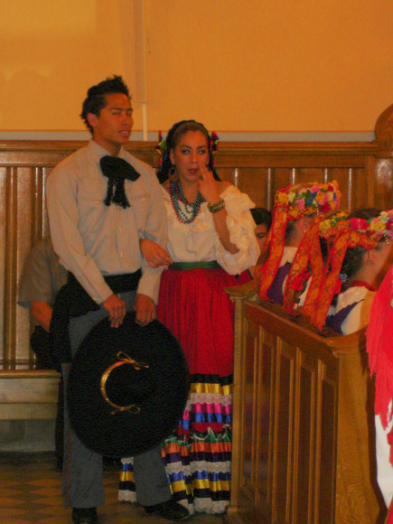Meksykaska para podczas mszy.