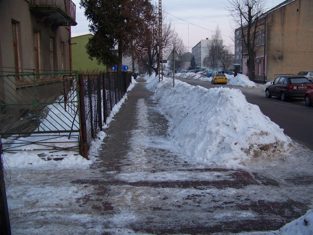 Ulica Narutowicza w niegu, 7.02.2010 r.