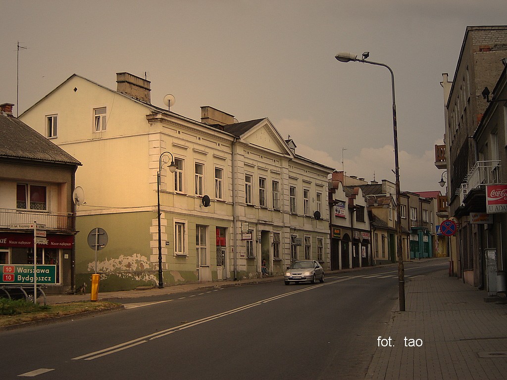 Pocztek ulicy Pockiej ze Starego Rynku. Zdjcie wykonano wieczorem we wrzeniu 2008 r.