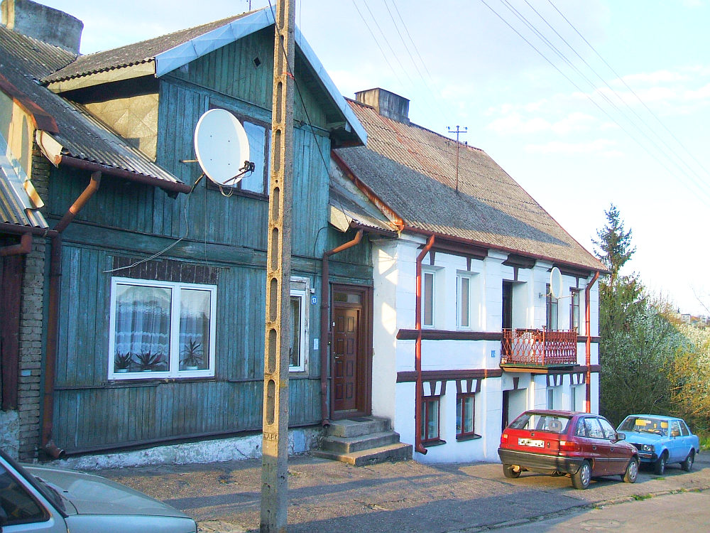 Domy przy ulicy w. Wawrzyca, kwiecie 2008 r.