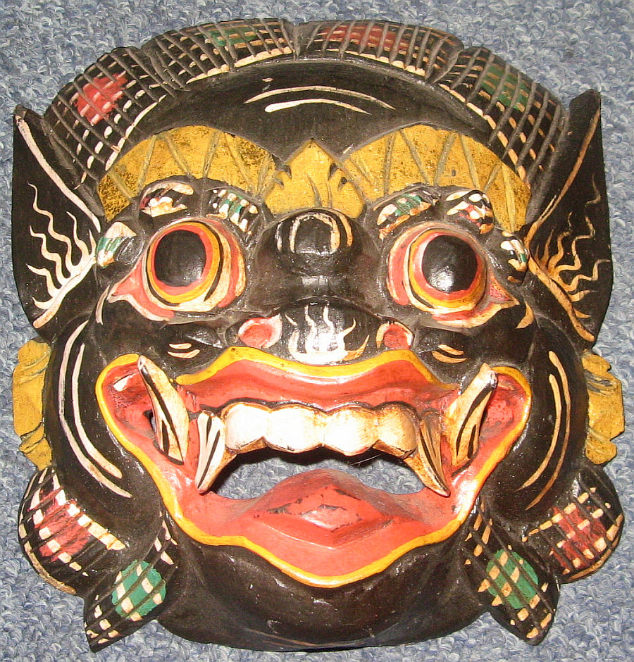 Oryginalna maska - pamitka z Bali.