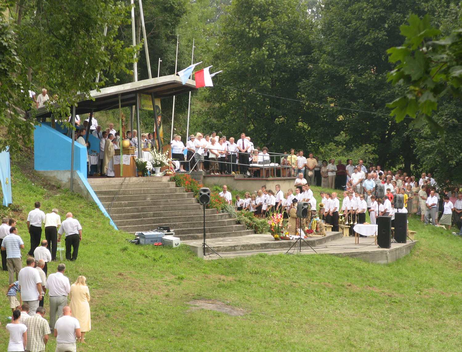 Otarz na Placu Koronacyjnym w dniu obchodw wita Wniebowzicia Najwitszej Marii Panny 15 sierpnia 2010 r.