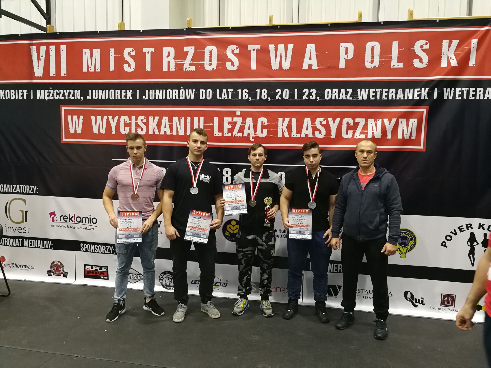 Mistrzostw Polski Juniorw w Wyciskaniu Sztangi Lec Klasycznym, Chorzw 28-29.10.2017 r.