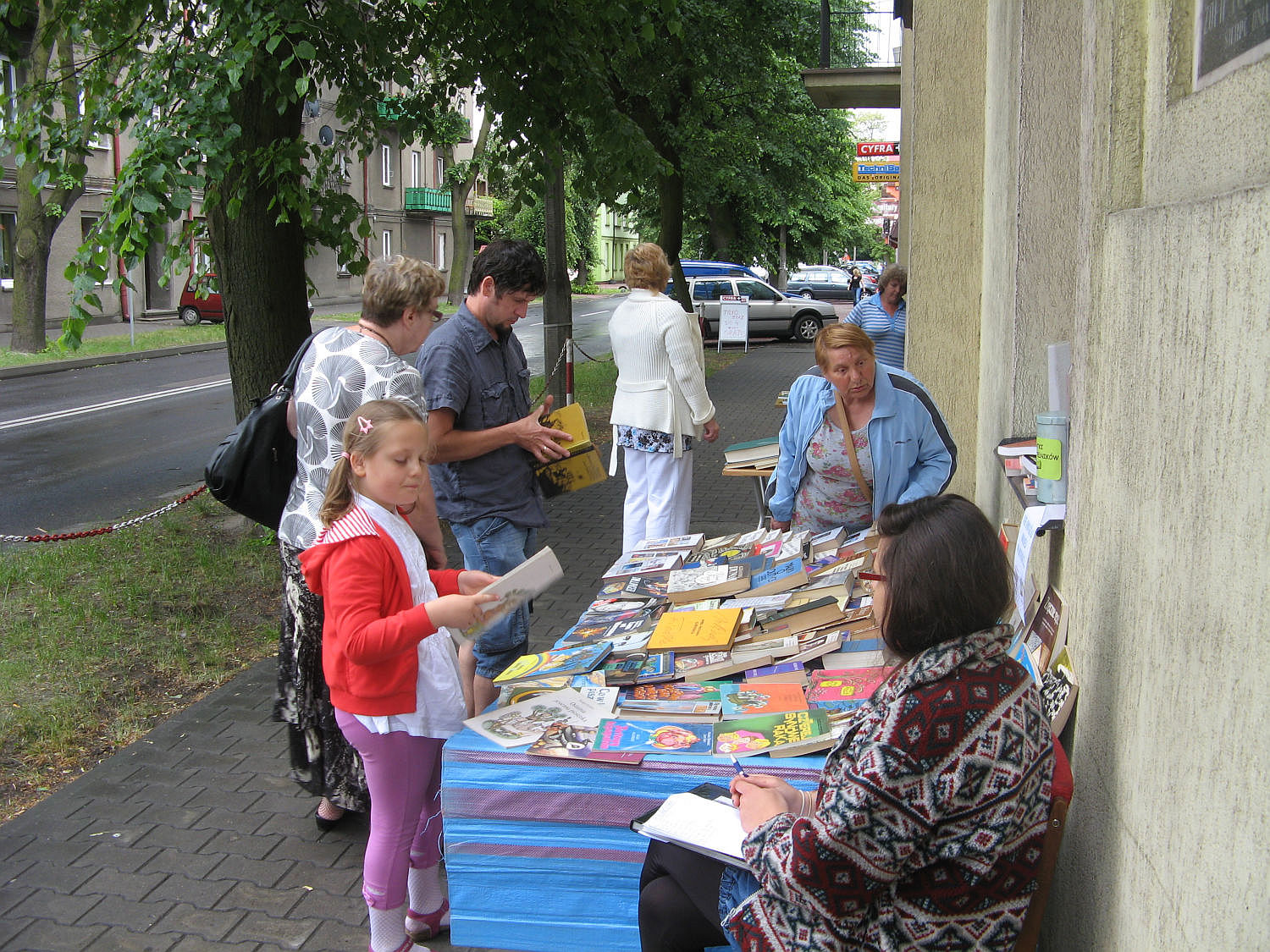 V Kiermasz Wolnych Ksiek zorganizowany przez Miejsk Bibliotek Publiczn w Sierpcu, 28.05.-1.06.2012  r.