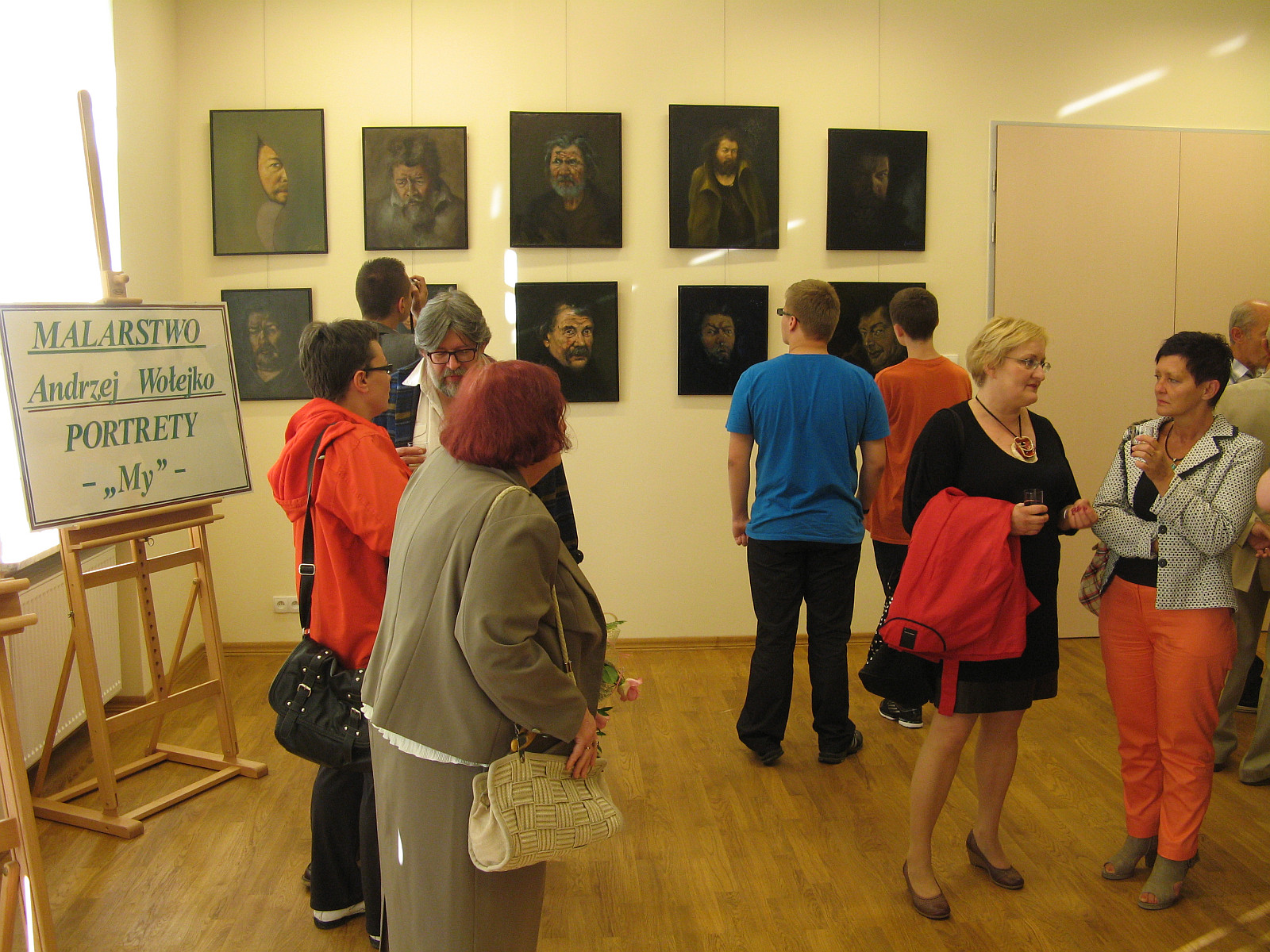 Wernisa wystawy portretw autorstwa Andrzeja Woejko, CKiSz 15.06.2012 r.