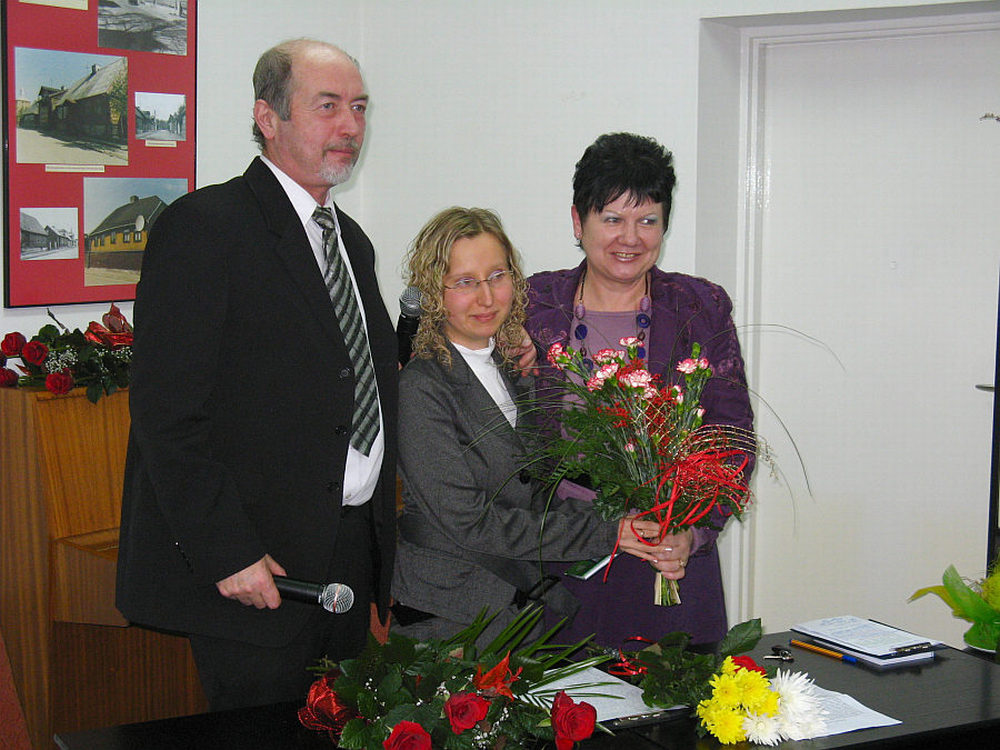 Iza Byliska wraz z dyrektor MBP Mari Winiewsk i prezesem TPZS Zdzisawem Dumowskim