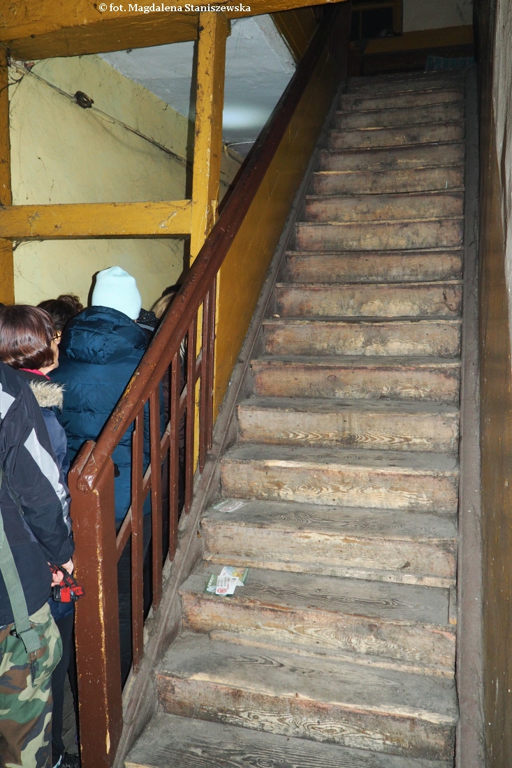 Ile pokole mieszkacw Sierpca schodzio i wchodzio tymi schodami...