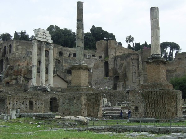 Ruiny Rzymu.