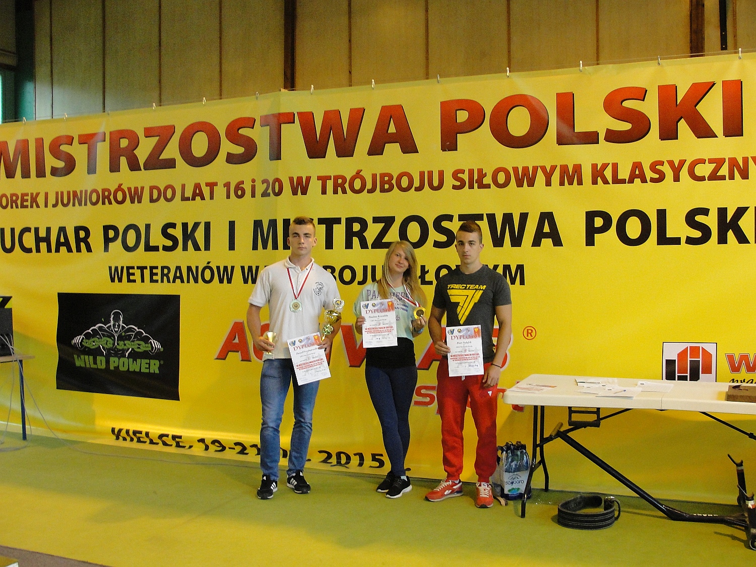 Mistrzostwa Polski Juniorw do lat 16 i 20 w Trjboju Siowym w Kielcach z udziaem sierpeckich zawodnikw - 19-20.06.2015 r.