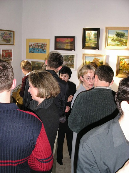 Wystawa bdzie otwarta do 15 maja 2004 r.