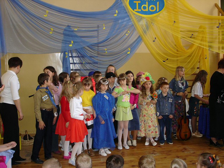 Modzi uczestnicy <i>Mini Idola...</i>