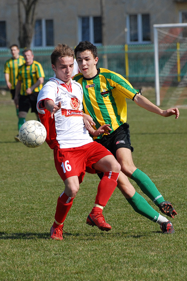 Mecz Kasztelan Sierpc-Orze Goleszyn w Sierpcu 04.04.2009 CD.