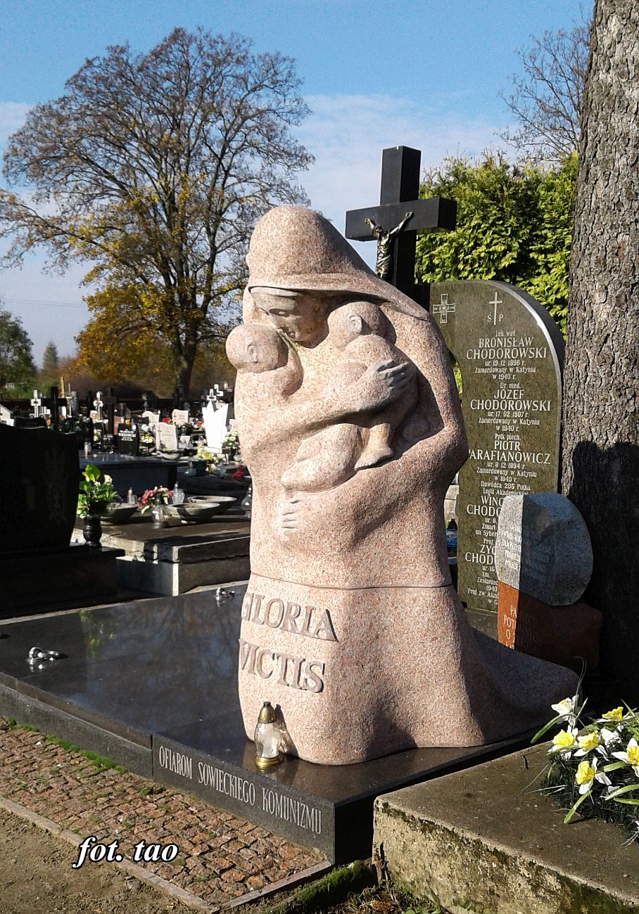 Gloria Victis - pomnik na cmentarzu parafialnym, 27.10.2016 r.