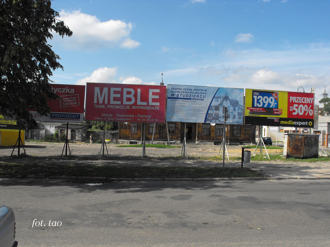 Ściana reklam przy ul. Zielonej, 29.07.21012 r.