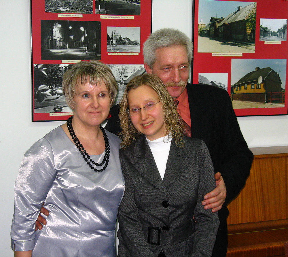 Iza z rodzicami