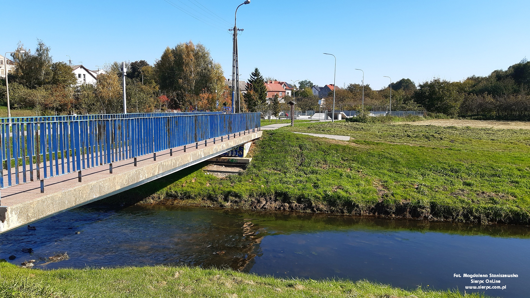 Mosty na Sierpienicy. Most, stanowiący przedłużenie ulicy Marii Konopnickiej, październik 2021 r.