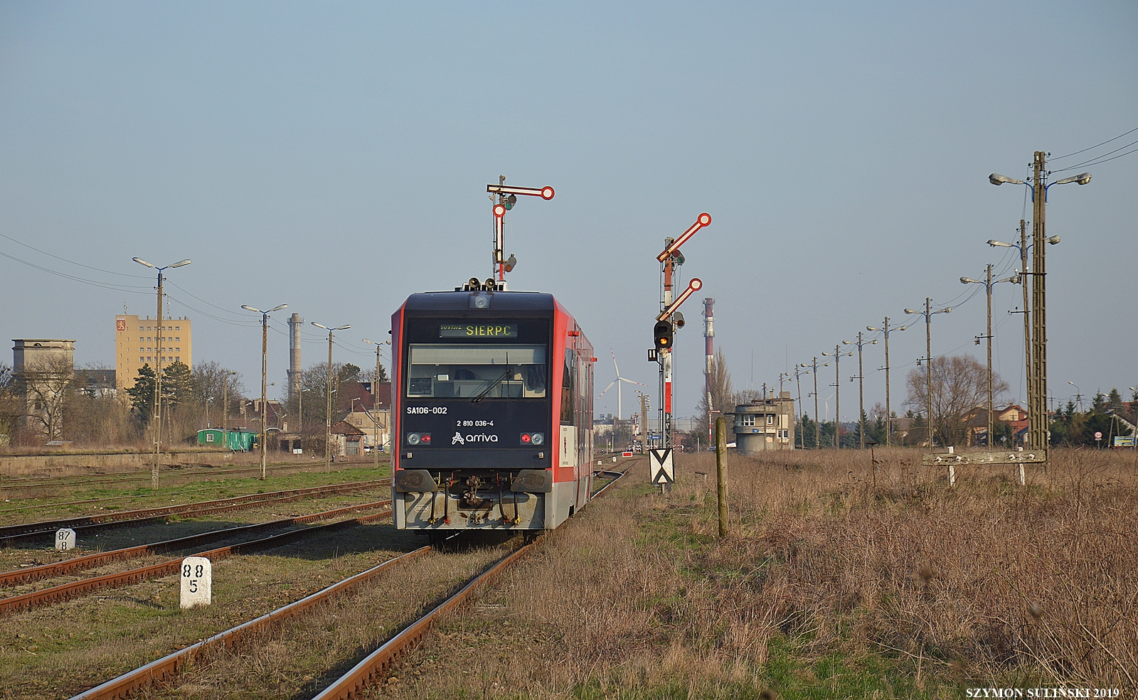 Autobus szynowy SA106-002 pracujcy w spce Arriva RP wjeda na stacj Sierpc, pocig osobowy 50972 relacji Toru Gwny - Sierpc, 2019 r.