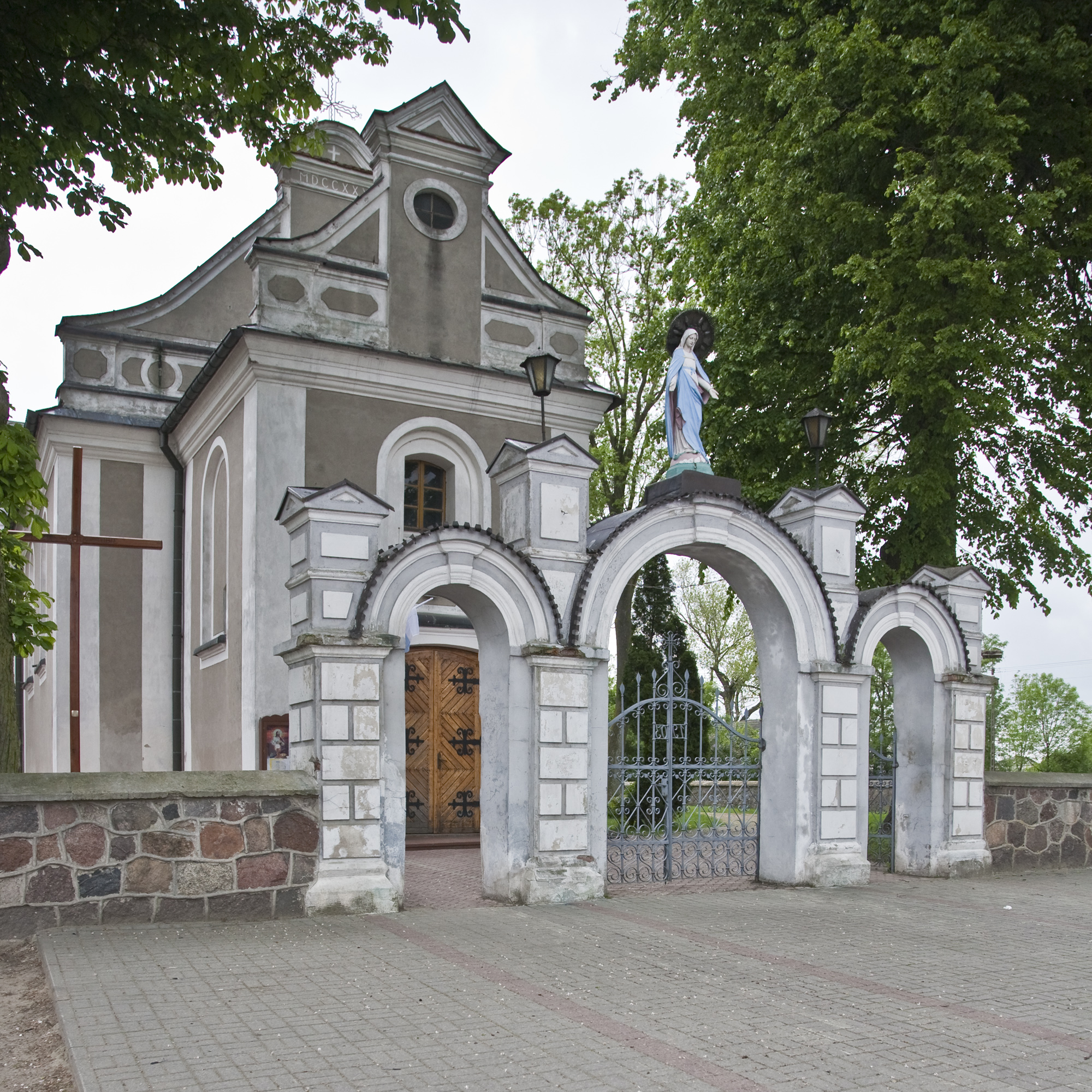 Koci parafialny w Rociszewie