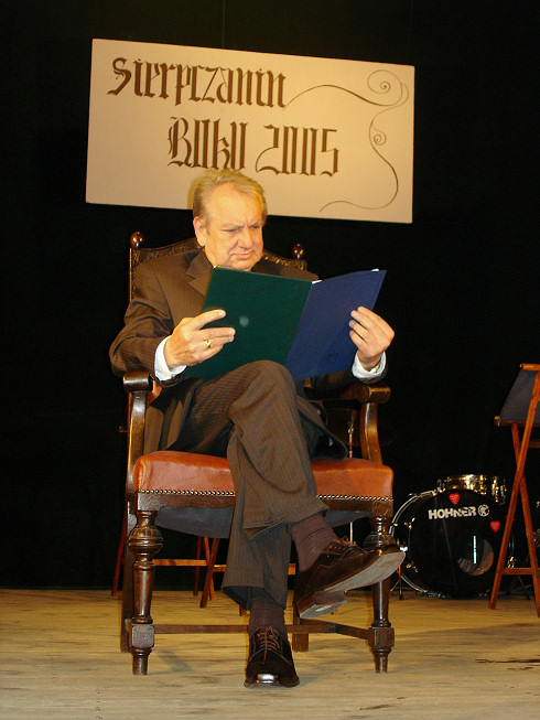 Laureat tytuu <i>Sierpczanin Roku 2005</i> - Tadeusz Stelmaski.
