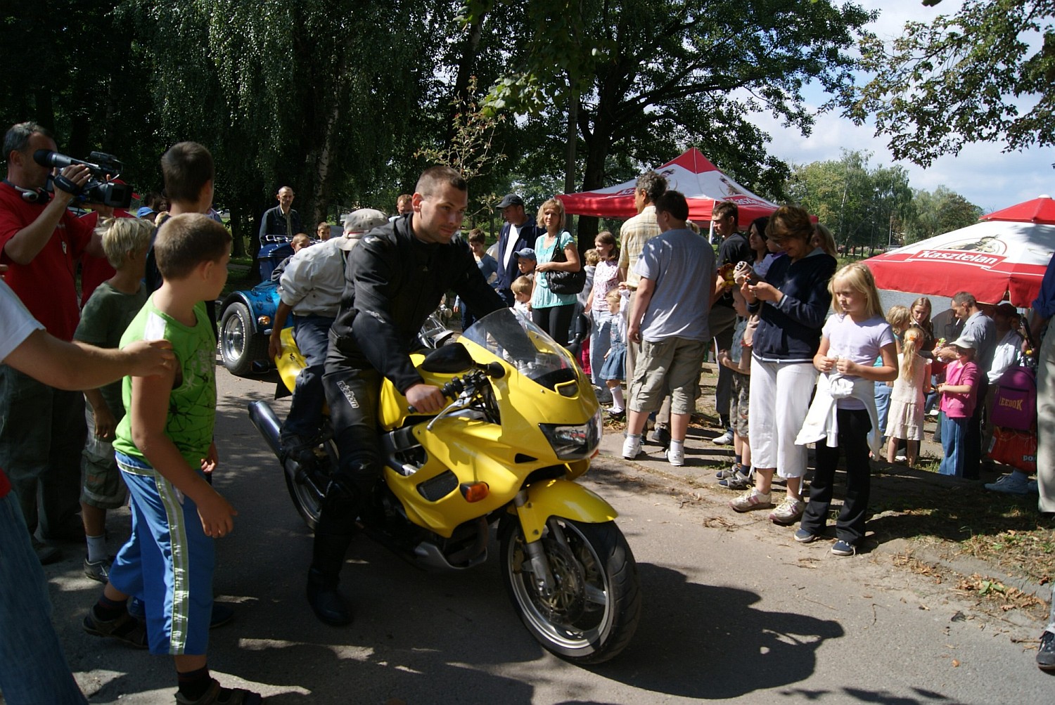 Przejazd motocyklem by dla modych wdkarzy nie lada gratk.