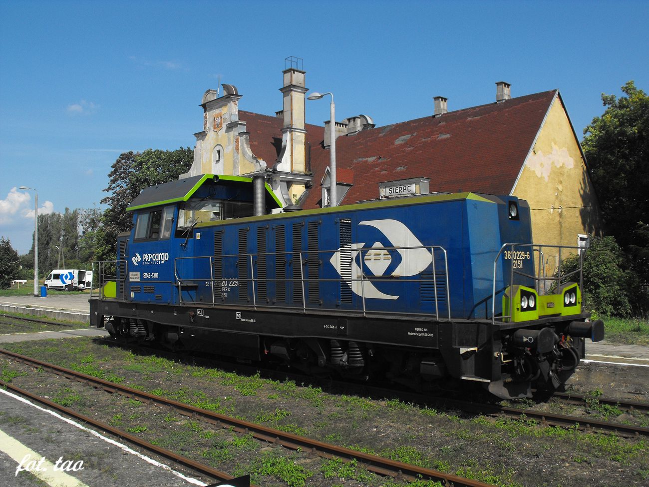 Bardzo rzadki widok na naszej stacji, a i gratka dla Miłośników Kolei - lokomotywa SM42 w nowej wersji 