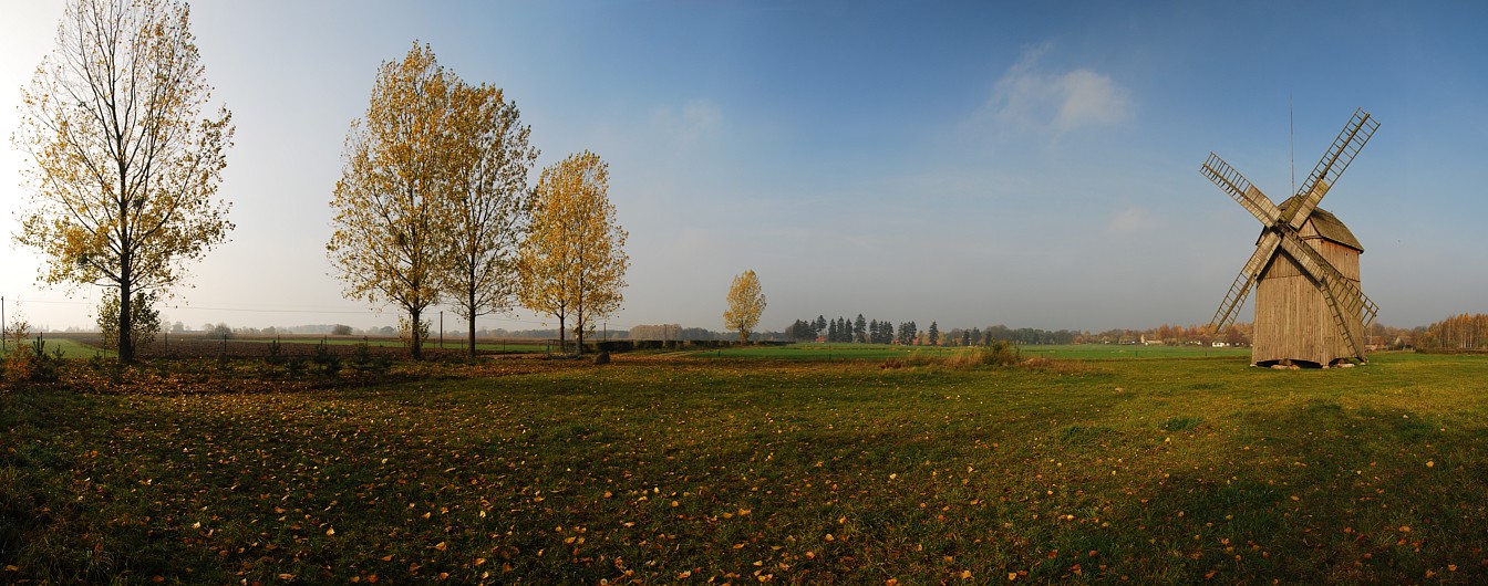 Poranek 26.10.2008 Sklejka z 8 kadrw pionowych