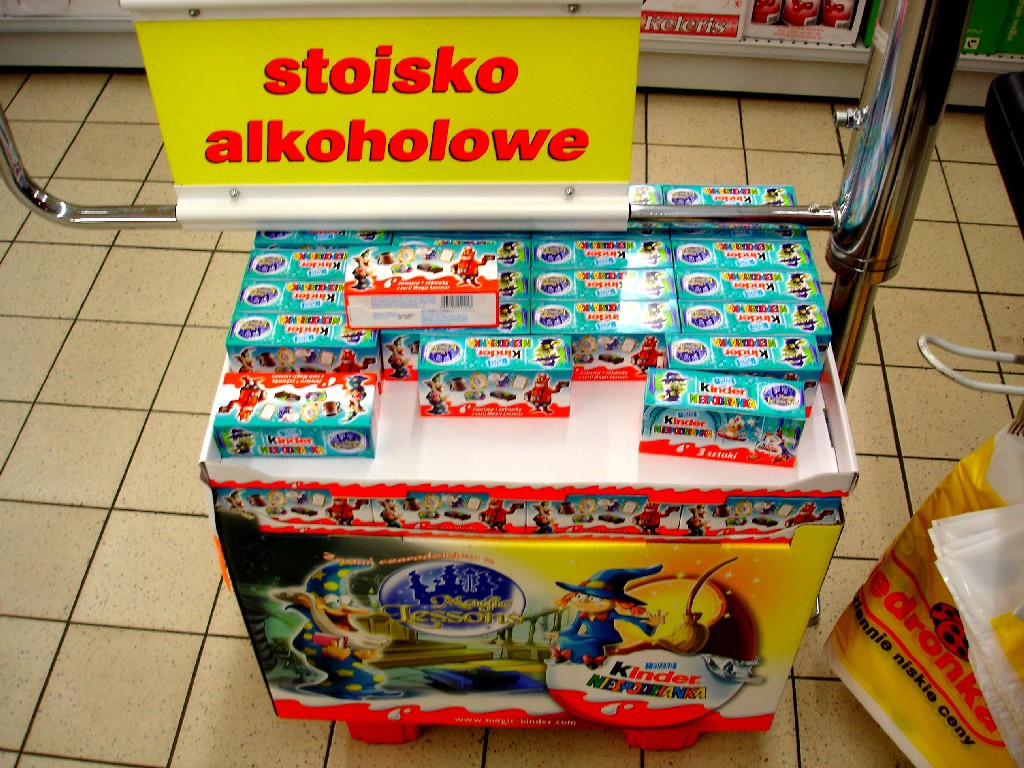 Stoisko alkoholowe - promocja wana do wyczerpania zapasw.