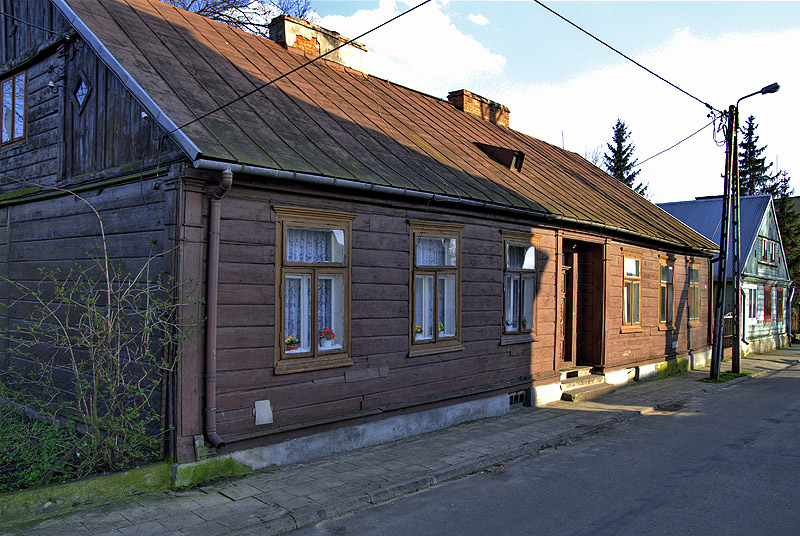 Budynek przy ulicy Farnej 24, kwiecie 2008 r. Dom pastwa Kulasiskich. W pocztkach XX wieku znajdowa si tu m.in. szpital wojskowy, biblioteka sierpeckiego Oddziau Towarzystwa Naukowego Pockiego.