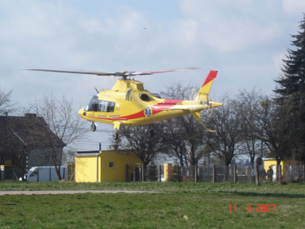 Helikopter na przy szpitalnym ldowisku!!