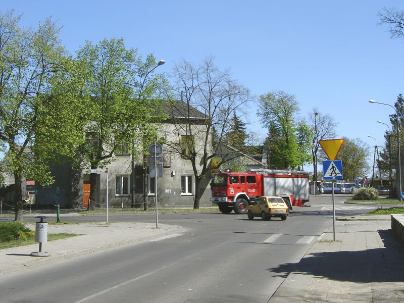 Skrzyowanie ulic Pockiej i Wiosny Ludw (przy Szkole Podstawowej nr 2)