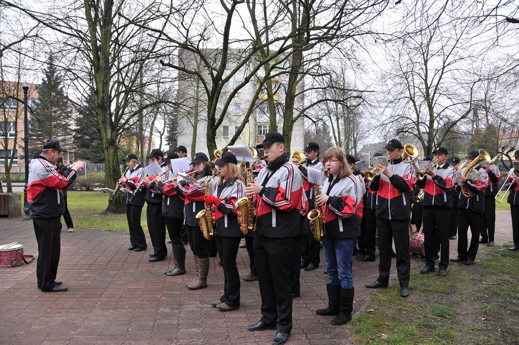 Sierpecka Orkiestra Ochotniczej Stray Poarnej w akcji, 11 listopada 2010 r., Park im. Solidarnoci.