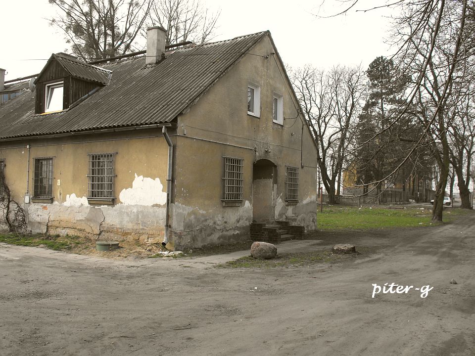 Budynek byego posterunku Milicji Obywatelskiej przy dworcu PKP, 5.04.2009 r.