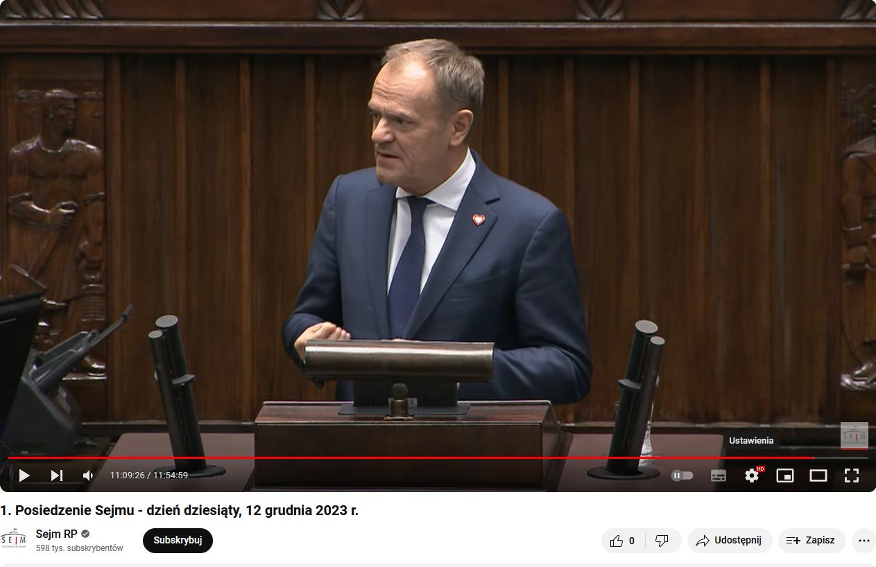 W trakcie swojego expose w Sejmie w dniu 12 grudnia 2023 roku premier Donald Tusk nawiza do wydarzenia, ktre miao miejsce w Sierpcu. Wspomnia inicjatyw sierpczanina Marcina Baczewskiego, ktry w lipcu 2017 roku samotnie stan pod sierpeckim Sdem w obronie niezawisoci polskiego wymiaru sprawie­dliwoci. 