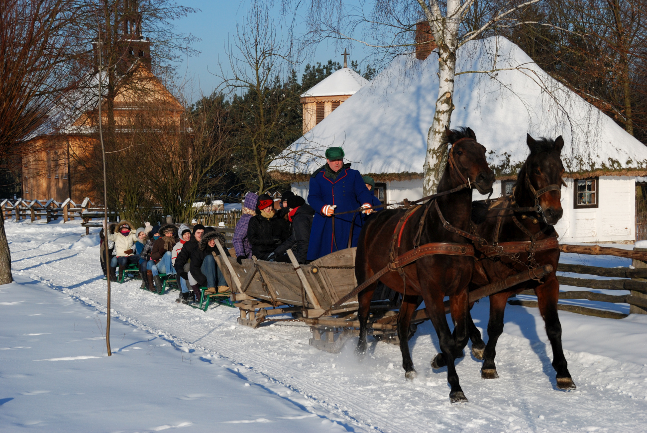 Kulig - jedna z atrakcji ferii w skansenie