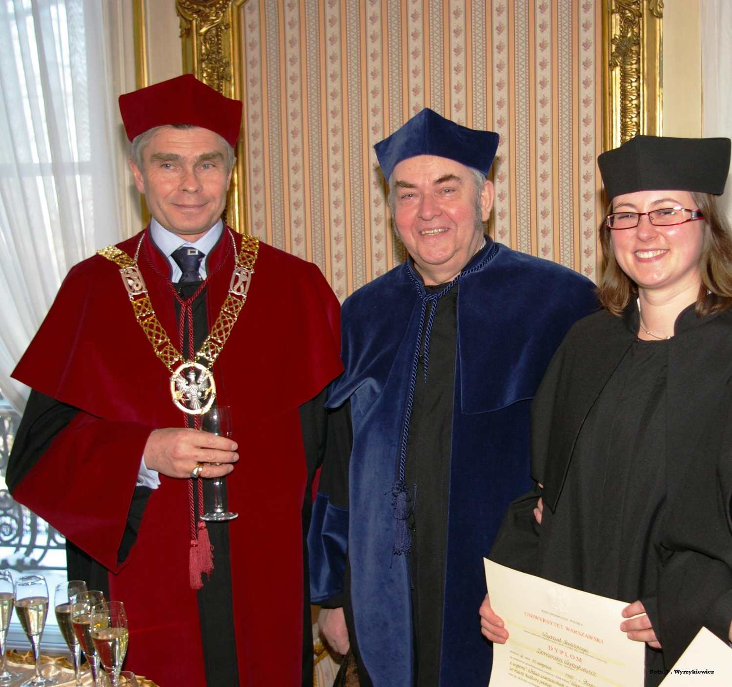 Dr Dominika Wyrzykiewicz w dniu wrczenia dyplomu doktorskiego.