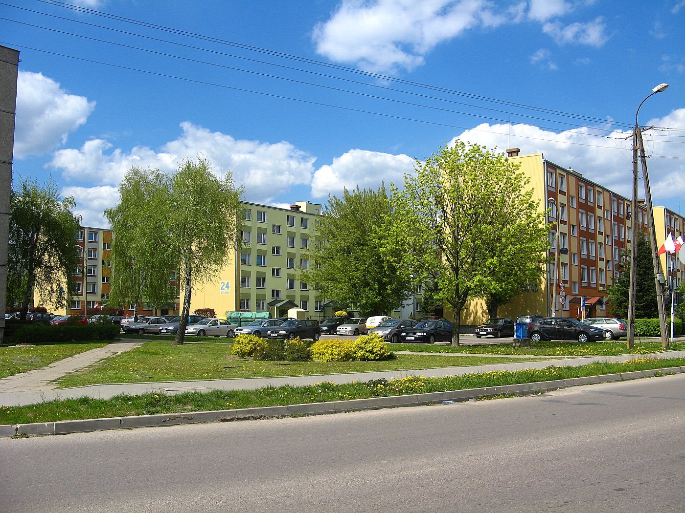 Osiedle przy ulicy Jana Pawa II w Sierpcu, 3.05.2015 r.