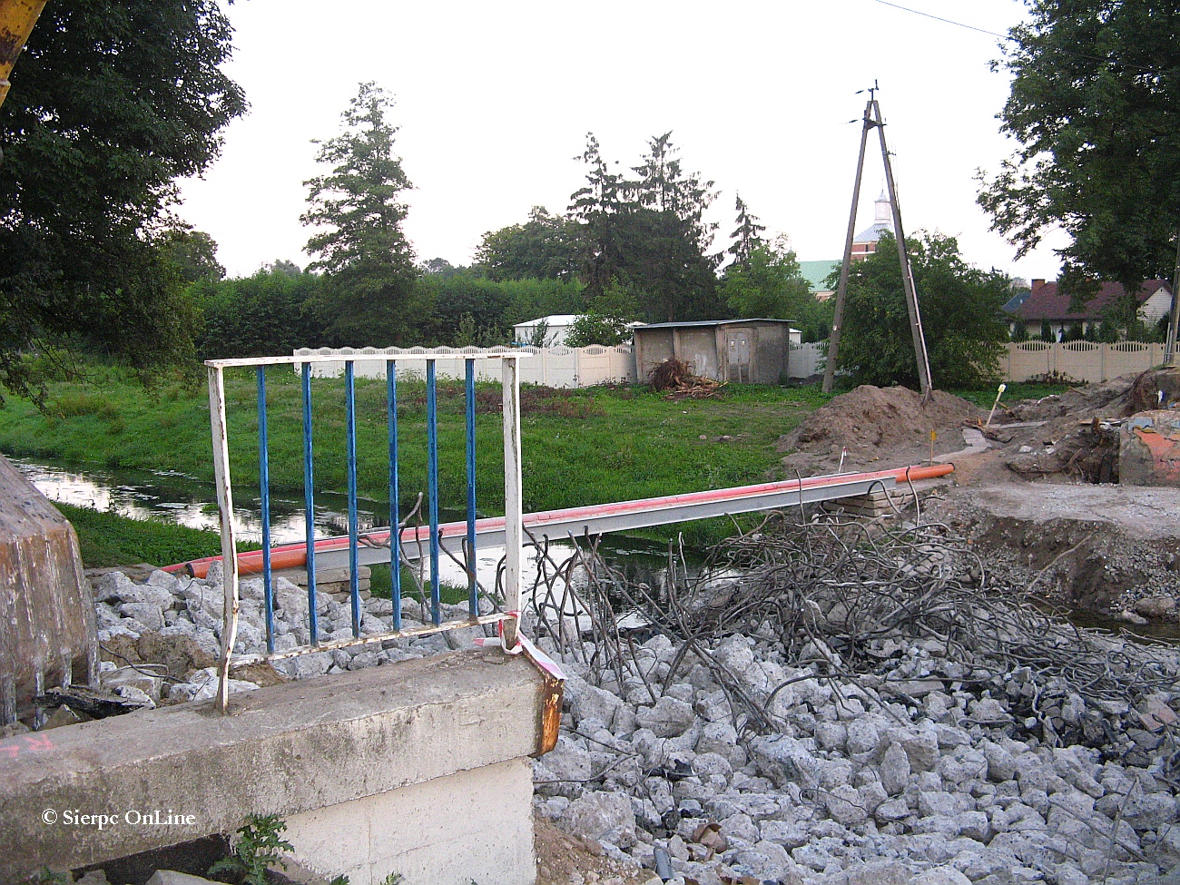 Ruiny mostu na ulicy Wojska Polskiego, 3.08.2015 r.