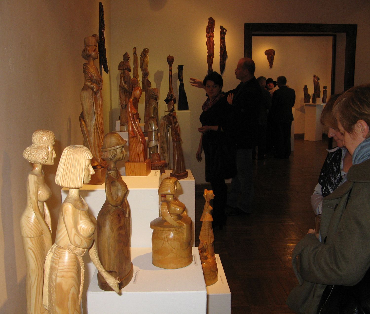 Wystawa prac Edmunda Szpanowskiego eksponowana jest w kilku salach ratusza MWM w Sierpcu. Czynna bdzie do koca lutego 2013 roku.