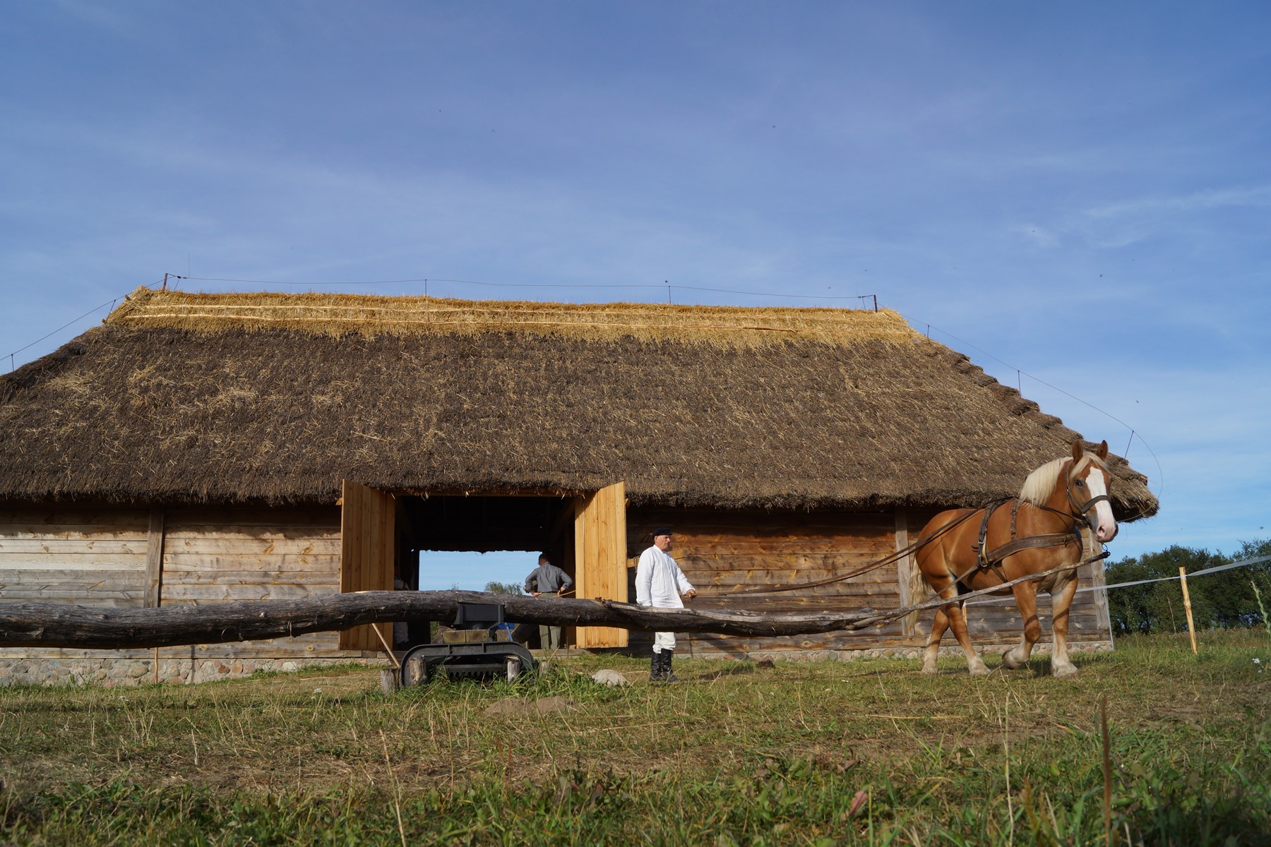 Kierat - widok z wiatraka. Pokazy prac w ramach Europejskich Dni Dziedzictwa, 9.09.2012 r.