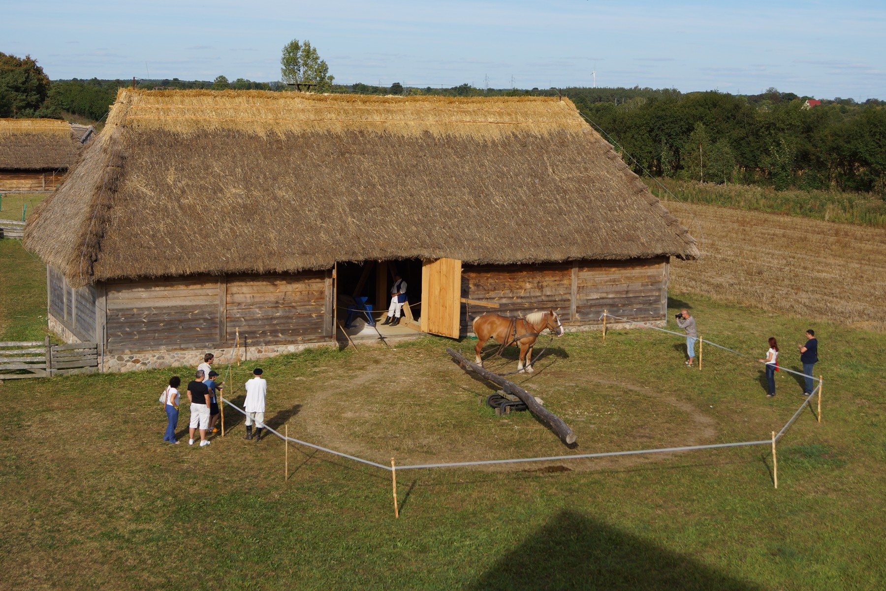 Kierat - widok z wiatraka. Pokazy prac w ramach Europejskich Dni Dziedzictwa, 9.09.2012 r.