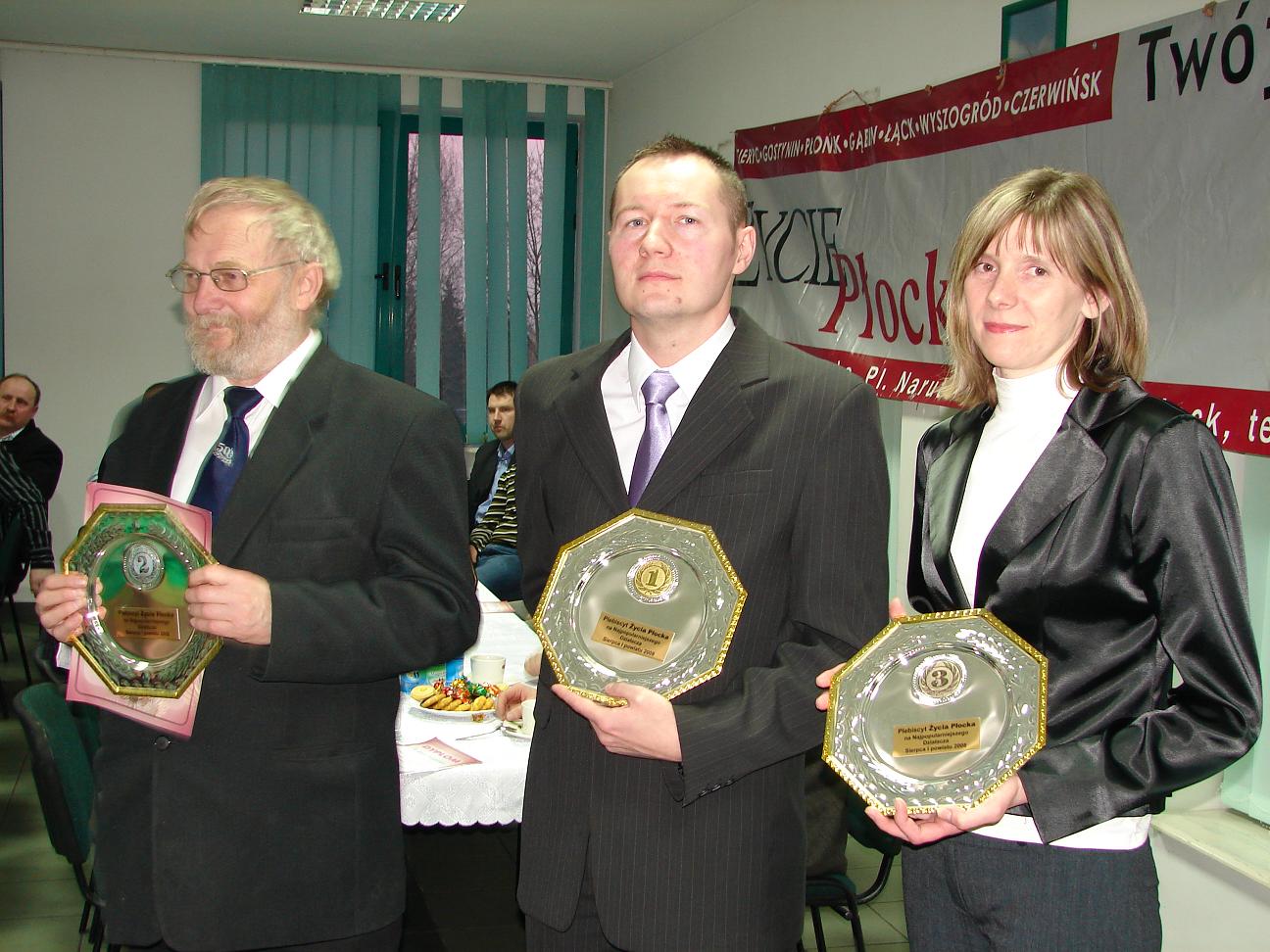 Najpopularnie­jsi  dziaacze: od lewej: Sawomir Malanowski, Mariusz Turalski, Magdalena Dylewska.