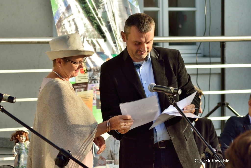 Podzikowanie odbiera Barbara Wierzbicka