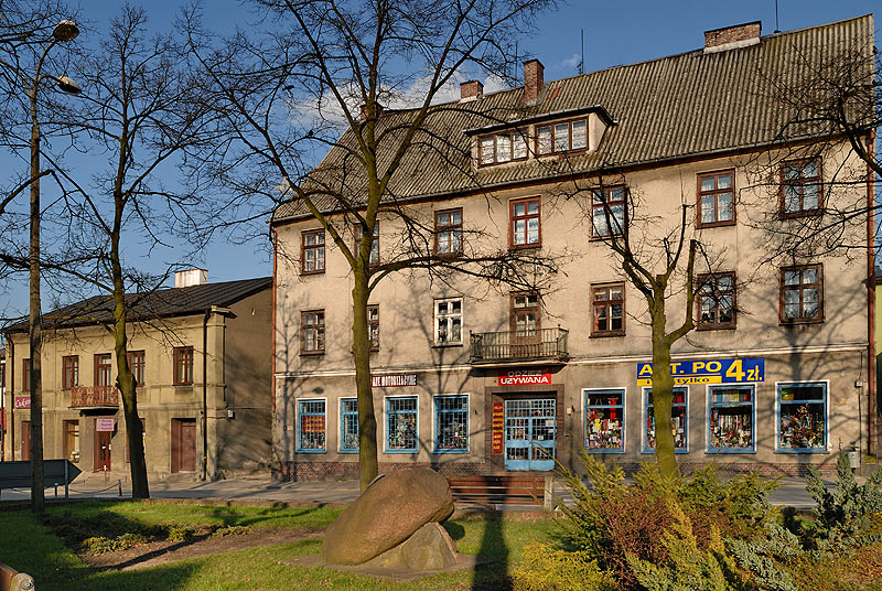Budynki przy ulicy Płockiej, kwiecień 2008 r.