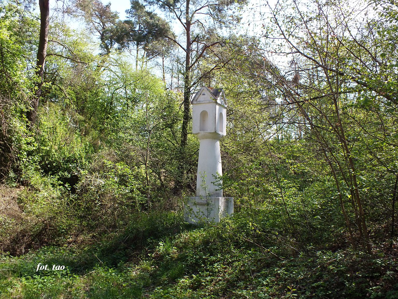Kapliczka w skansenie, maj 2022 r.