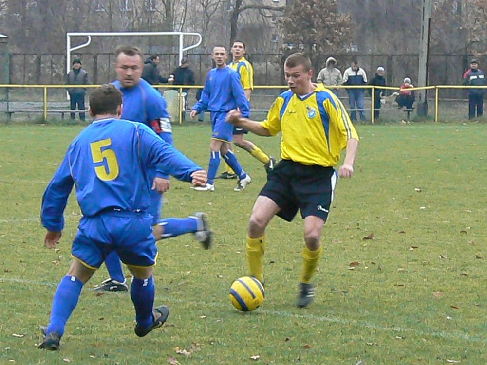 VICTORIA SULEJWEK - MKS KASZTELAN SIERPC 2:1 (1:0) - 11.11.2007.