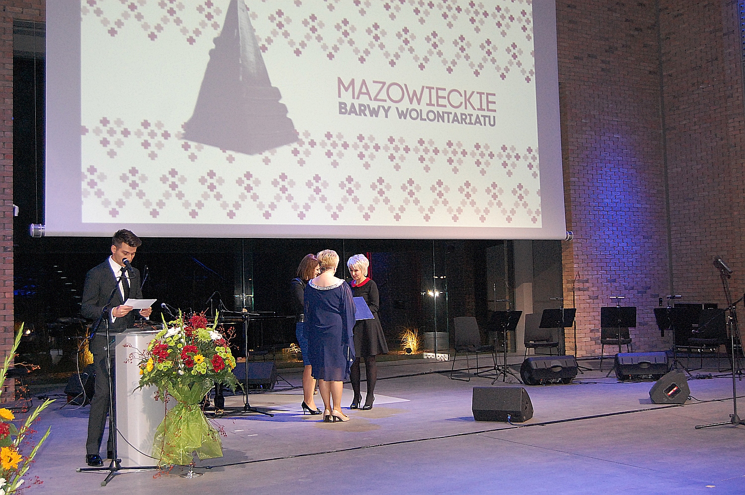 Gala wrczenia nagrd XVI edycji konkursu Nagroda Marszaka Wojewdztwa Mazowieckiego odbya si 6 listopada 2015 r. w sali widowiskowej Centrum Kulturalno – Rekreacyjnego Muzeum Wsi Mazowieckiej w Sierpcu.