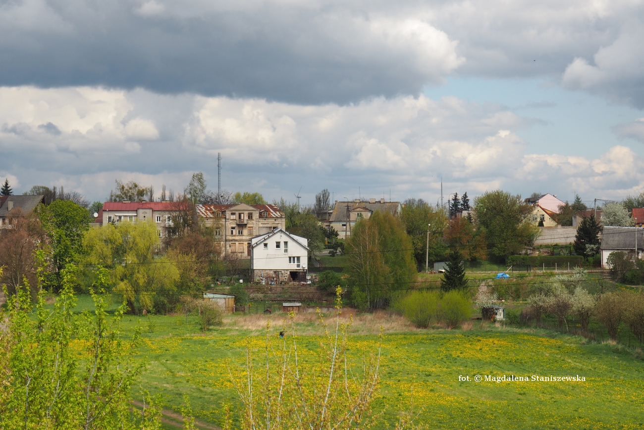 Widok na star cz miasta - zabudowania przy ulicy 11 Listopada, 24.04.2016 r.
