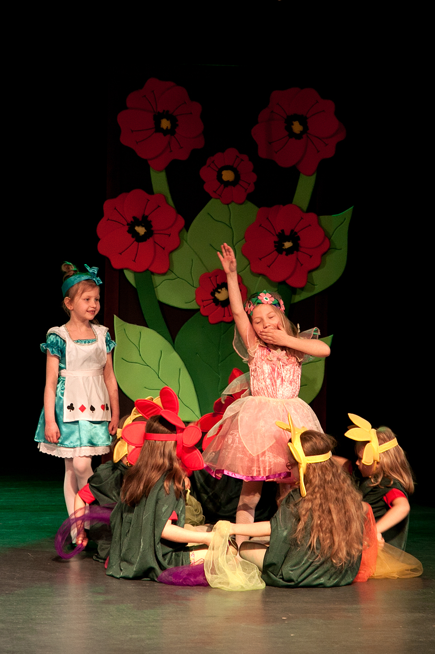 XIX Oglnopolski Festiwal Teatru, Piosenki i Taca Kwiecie Plecie, dzie Teatru, 10.04.2014 r.