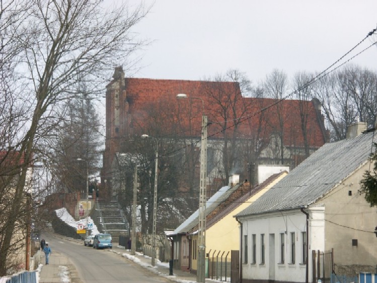 ul. Wojska Polskiego z widokiem na Klasztor-28 lutego 2005, 10:50:38